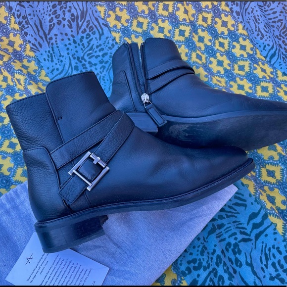 AQUATALIA | Bree Water Resistant Bootie - Picture 6 of 7